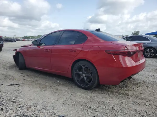 ZARFAMBN9K7601074 2019 ALFA ROMEO GIULIA - Image 2