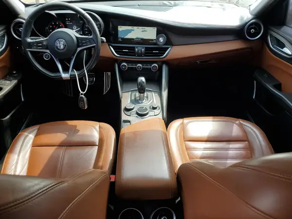 ZARFAMBN9K7612494 2019 ALFA ROMEO GIULIA - Image 8