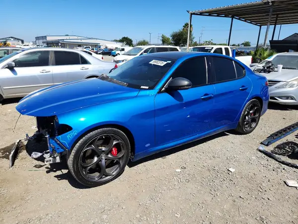 ZARFAMBN9K7621342 2019 ALFA ROMEO GIULIA - Image 1