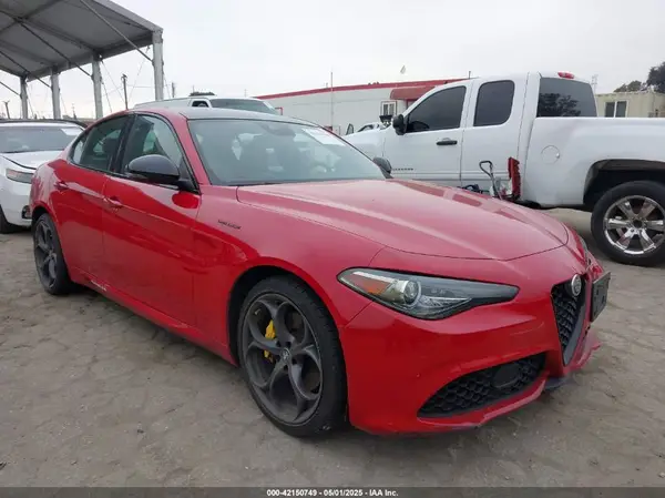 ZARFAMBN9L7638160 2020 ALFA ROMEO GIULIA