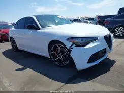 ZARFAMBN9N7656726 2022 ALFA ROMEO GIULIA
