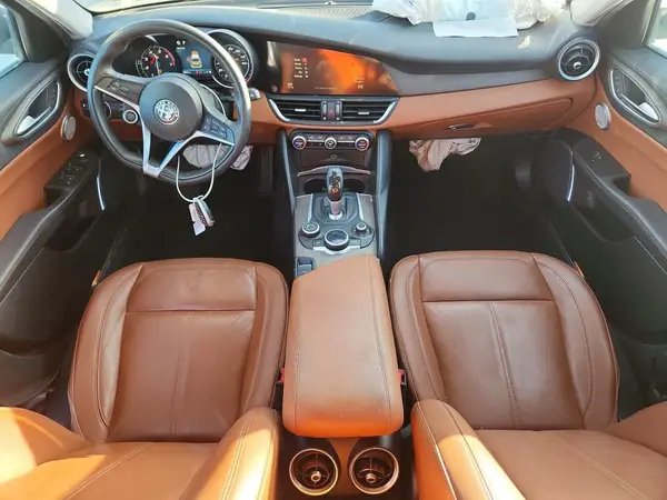 ZARFAMBNXK7600743 2019 ALFA ROMEO GIULIA - Image 8