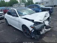 ZARFAMBNXK7604968 2019 ALFA ROMEO GIULIA