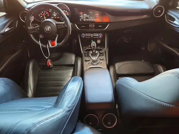 ZARFAMBNXL7632304 2020 ALFA ROMEO GIULIA - Image 8