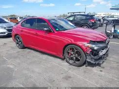 ZARFAMBNXM7642185 2021 ALFA ROMEO GIULIA