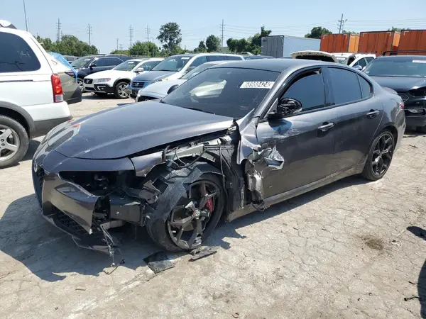 ZARFAMBNXM7644972 2021 ALFA ROMEO GIULIA