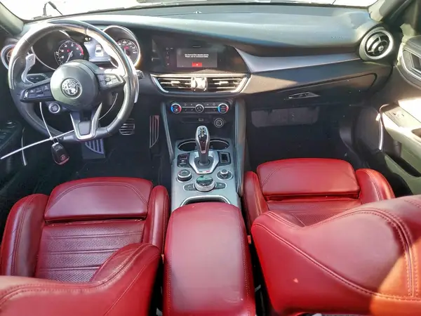 ZARFAMBNXN7664849 2022 ALFA ROMEO GIULIA - Image 8