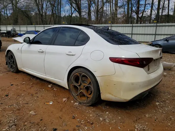 ZARFAMBNXN7666262 2022 ALFA ROMEO GIULIA - Image 2