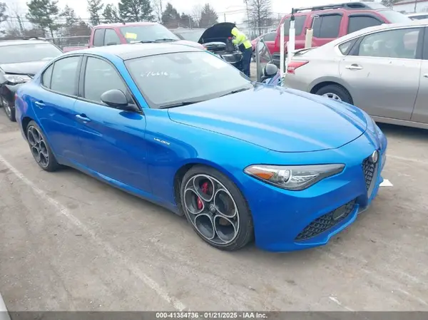 ZARFAMBNXP7676616 2023 ALFA ROMEO GIULIA - Image 1