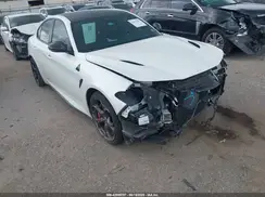 ZARFAMEV1L7638794 2020 ALFA ROMEO GIULIA