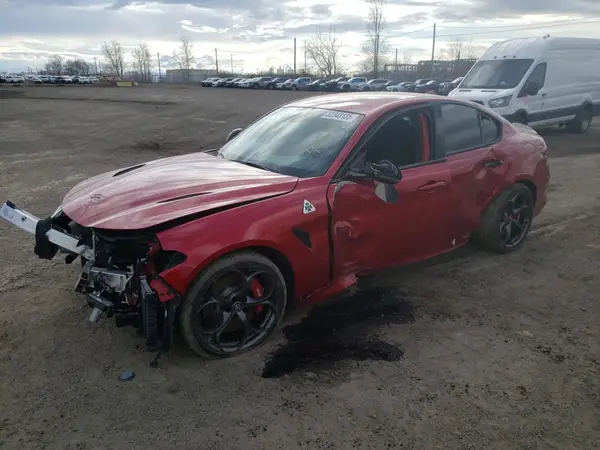ZARFAMEV1N7666646 2022 ALFA ROMEO GIULIA