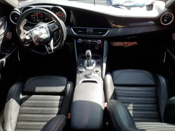 ZARFAMEV2N7662914 2022 ALFA ROMEO GIULIA - Image 8