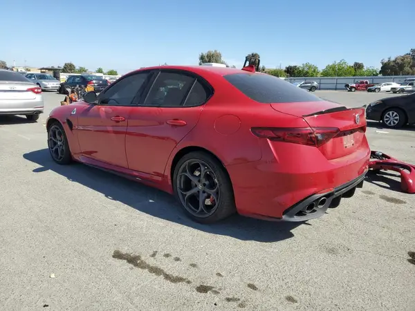 ZARFAMEV2N7664274 2022 ALFA ROMEO GIULIA - Image 2