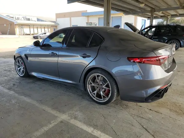 ZARFAMEV5M7646074 2021 ALFA ROMEO GIULIA - Image 2