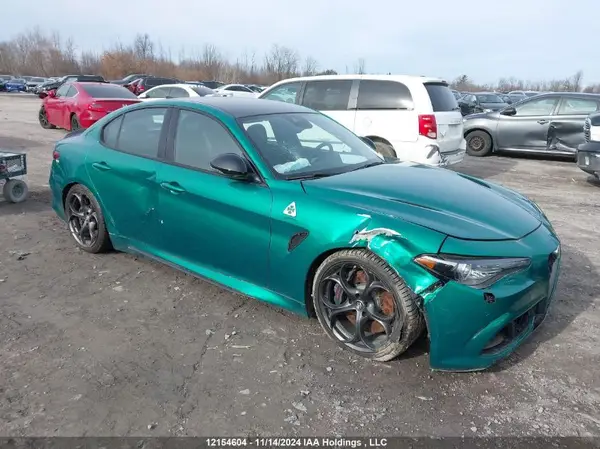 ZARFAMEV6N7666335 2022 ALFA ROMEO GIULIA - Image 1