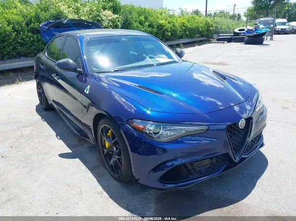 ZARFAMEV7L7632532 2020 ALFA ROMEO GIULIA - Image 1