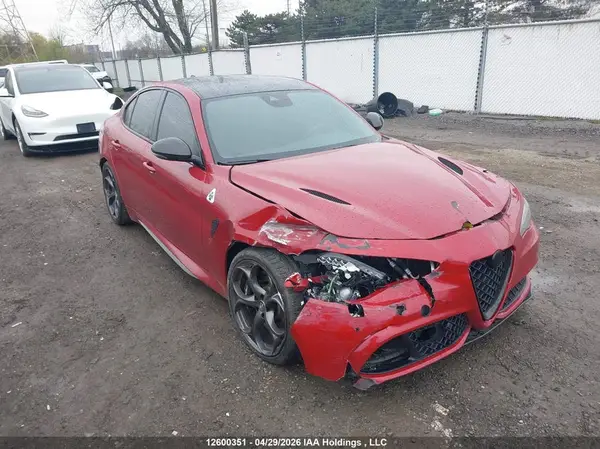 ZARFAMEVXM7648712 2021 ALFA ROMEO GIULIA