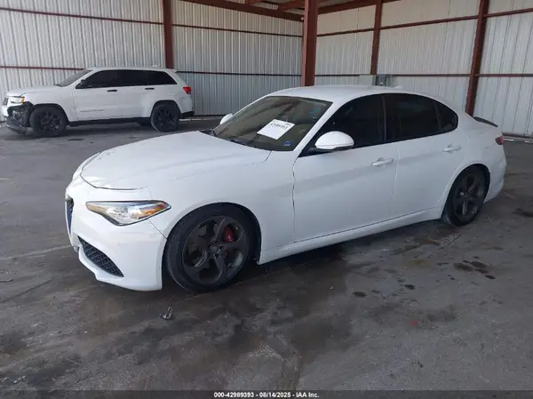 ZARFANAN0K7610057 2019 ALFA ROMEO GIULIA - Image 2