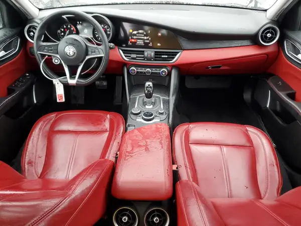 ZARFANAN0K7620619 2019 ALFA ROMEO GIULIA - Image 8