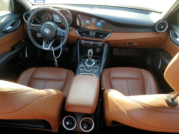 ZARFANAN0M7640016 2021 ALFA ROMEO GIULIA - Image 8