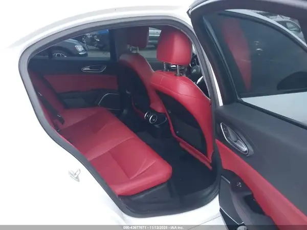ZARFANAN0M7641344 2021 ALFA ROMEO GIULIA - Image 8