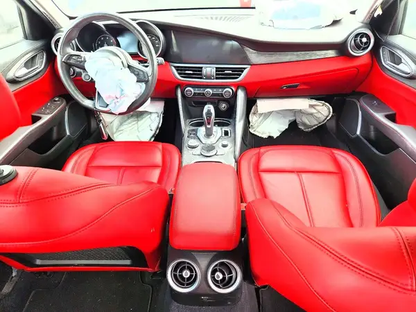 ZARFANAN0M7644910 2021 ALFA ROMEO GIULIA - Image 8