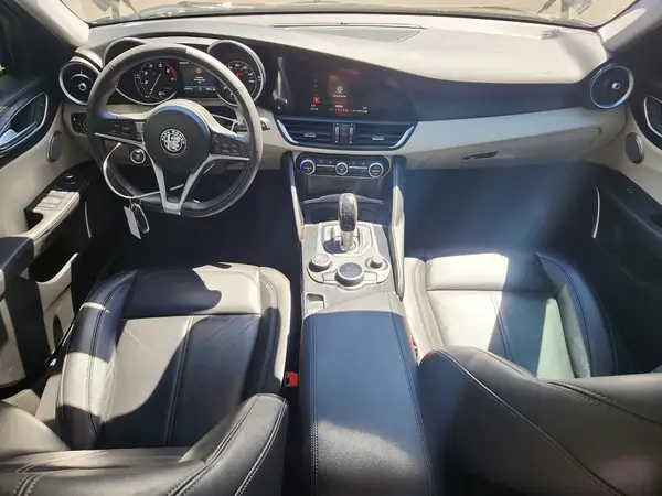 ZARFANAN1K7597996 2019 ALFA ROMEO GIULIA - Image 8