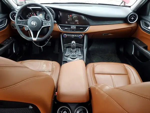 ZARFANAN1K7605756 2019 ALFA ROMEO GIULIA - Image 8