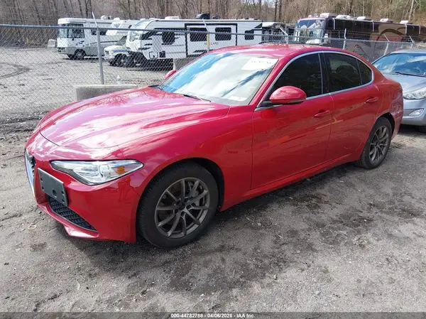 ZARFANAN2K7621884 2019 ALFA ROMEO GIULIA - Image 2