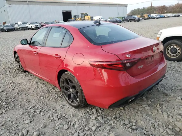ZARFANAN2L7626438 2020 ALFA ROMEO GIULIA - Image 2