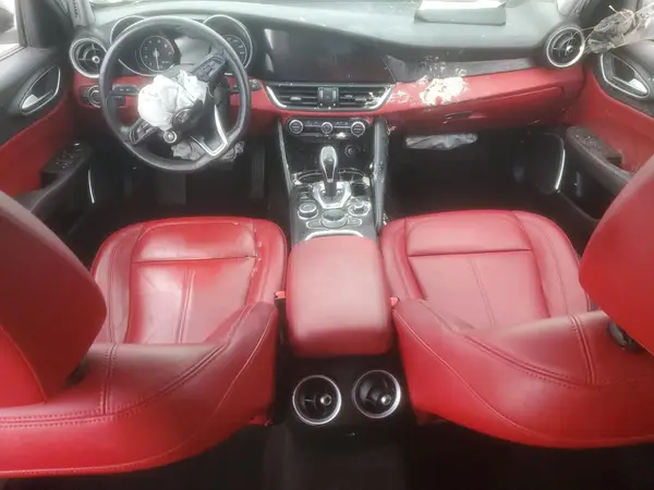 ZARFANAN2M7644312 2021 ALFA ROMEO GIULIA - Image 8