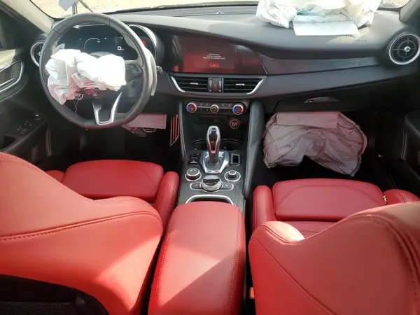 ZARFANAN2R7678435 2024 ALFA ROMEO GIULIA - Image 8