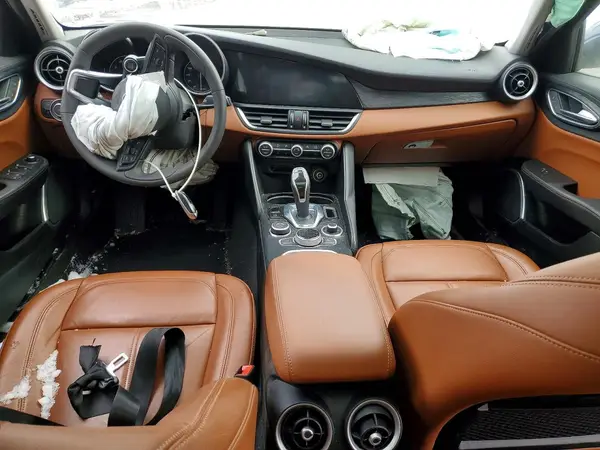 ZARFANAN3L7630384 2020 ALFA ROMEO GIULIA - Image 8