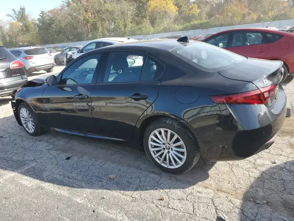 ZARFANAN3N7652985 2022 ALFA ROMEO GIULIA - Image 2