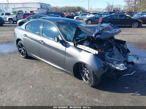 ZARFANAN4K7607128 2019 ALFA ROMEO GIULIA - Image 1