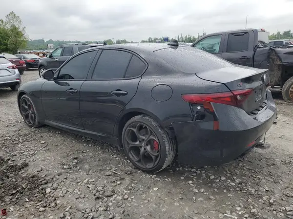 ZARFANAN4K7608229 2019 ALFA ROMEO GIULIA - Image 2