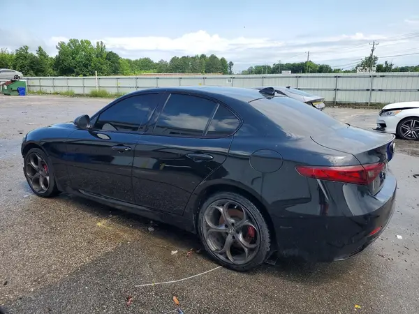 ZARFANAN4K7610160 2019 ALFA ROMEO GIULIA - Image 2