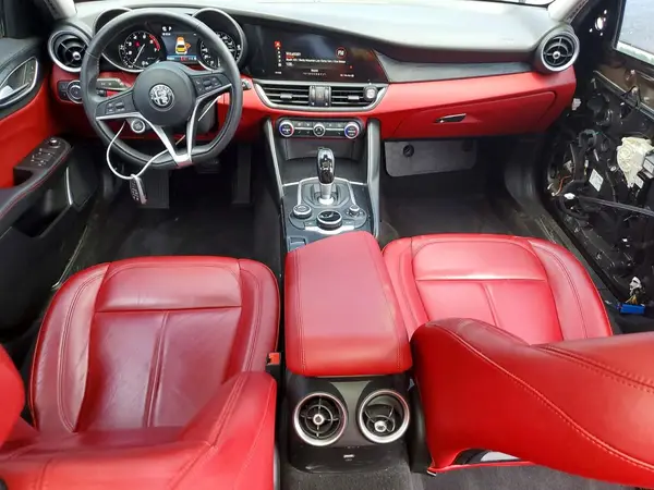 ZARFANAN4K7610160 2019 ALFA ROMEO GIULIA - Image 8