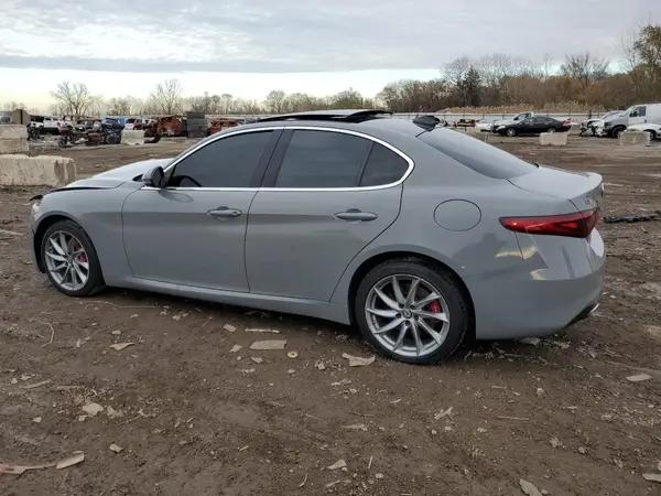 ZARFANAN4K7613916 2019 ALFA ROMEO GIULIA - Image 2