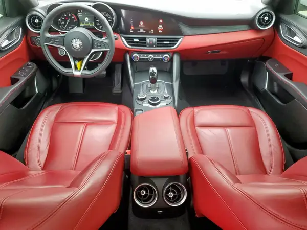 ZARFANAN4K7621532 2019 ALFA ROMEO GIULIA - Image 8