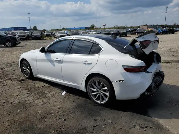 ZARFANAN4L7625212 2020 ALFA ROMEO GIULIA - Image 2