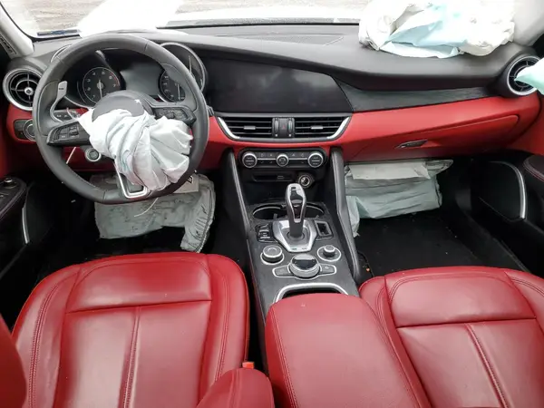 ZARFANAN4M7641198 2021 ALFA ROMEO GIULIA - Image 8