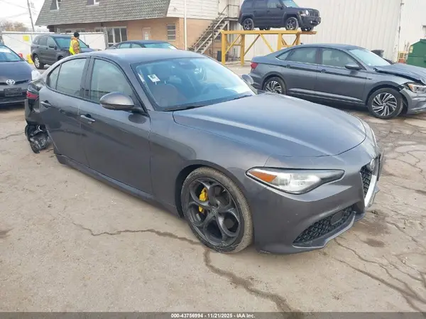 ZARFANAN5K7599380 2019 ALFA ROMEO GIULIA