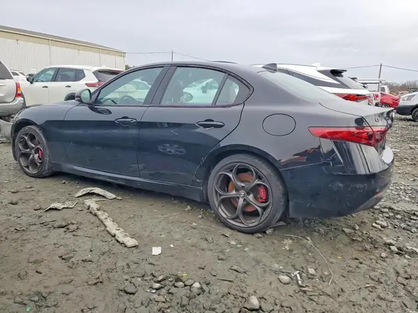 ZARFANAN5K7612452 2019 ALFA ROMEO GIULIA - Image 2