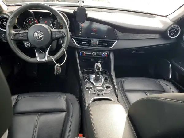 ZARFANAN5L7632377 2020 ALFA ROMEO GIULIA - Image 8