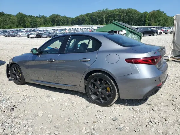ZARFANAN6L7629455 2020 ALFA ROMEO GIULIA - Image 2