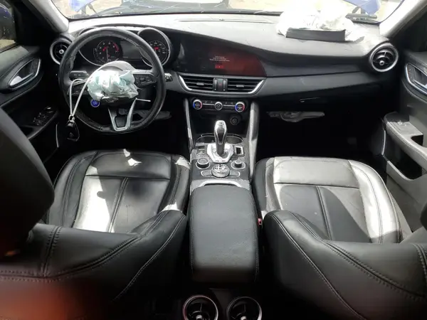 ZARFANAN6L7633117 2020 ALFA ROMEO GIULIA - Image 8