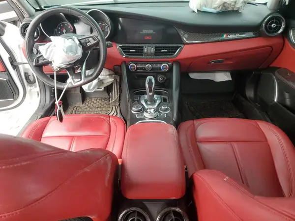 ZARFANAN6L7638771 2020 ALFA ROMEO GIULIA - Image 8