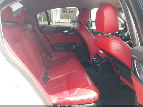 ZARFANAN6M7646547 2021 ALFA ROMEO GIULIA - Image 8