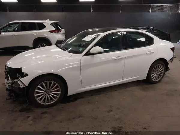 ZARFANAN6N7652625 2022 ALFA ROMEO GIULIA - Image 2